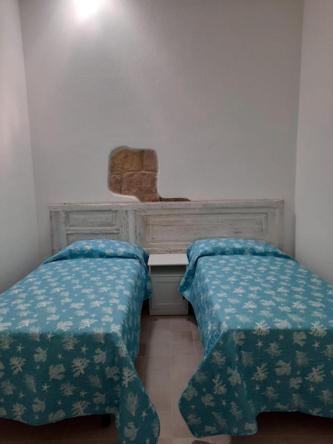 Appartamento Su Palazzina Storica In Centro A SantʼAntìoco Exteriör bild